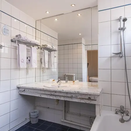 Ours Blanc - Victor Hugo Hotel Tolosa