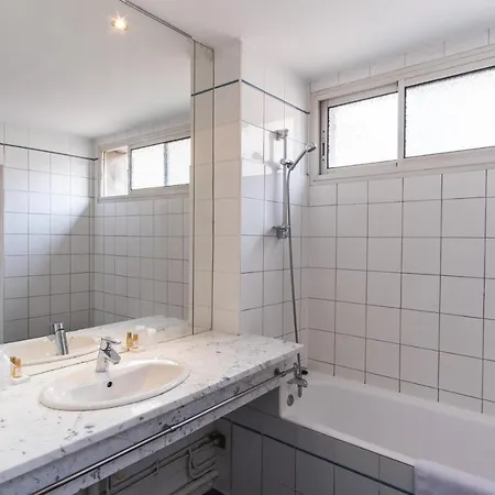 Ours Blanc - Victor Hugo Hotel Tolosa