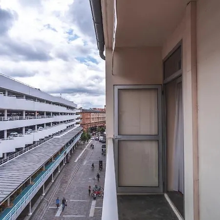 Ours Blanc - Place Victor Hugo 2* Toulouse