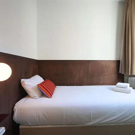 Le Moderne - Anciennement Oursblanc Victorhugo Hotel 2*