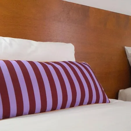 Le Moderne - Anciennement Oursblanc Victorhugo Hotel