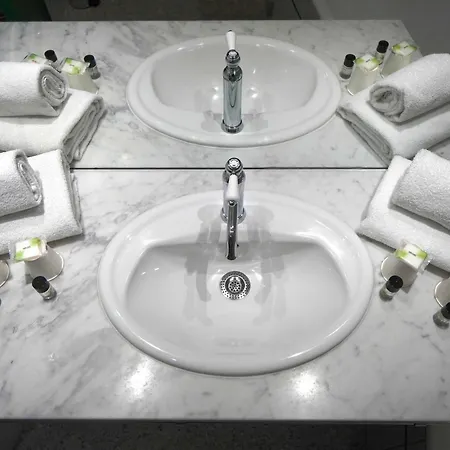 Le Moderne 2*