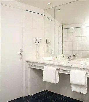 Ours Blanc - Victor Hugo Hotel Toulouse