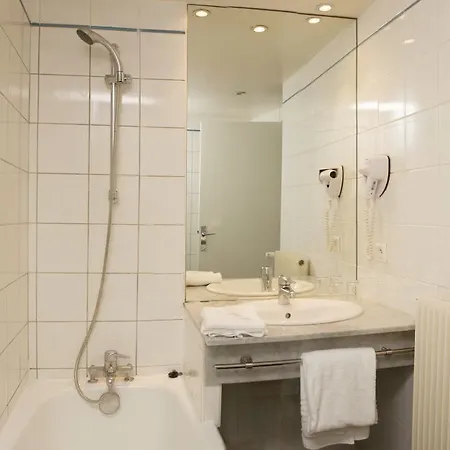 Le Moderne Hotel Tolosa