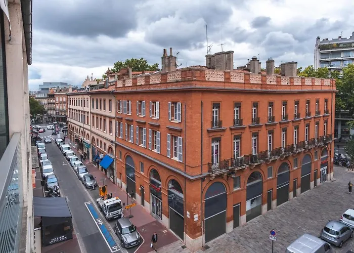 Ours Blanc - Victor Hugo Hotel Toulouse