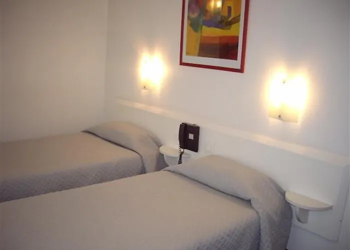 Ours Blanc - Victor Hugo Hotel Toulouse