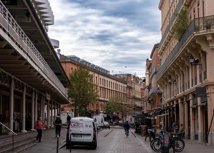 Ours Blanc - Victor Hugo Hotel Toulouse