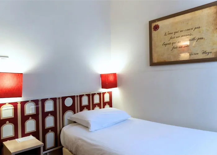 Ours Blanc - Victor Hugo ホテル