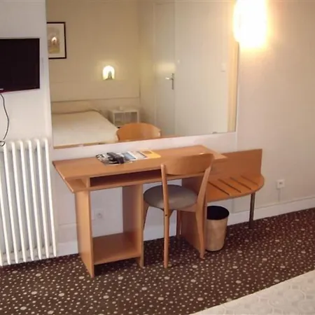 Ours Blanc - Victor Hugo Hotel Toulouse