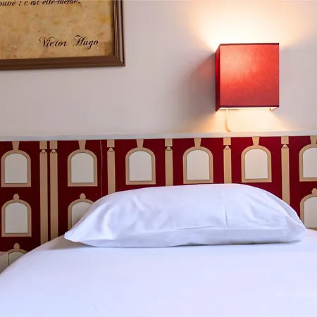 Hotel Ours Blanc - Victor Hugo