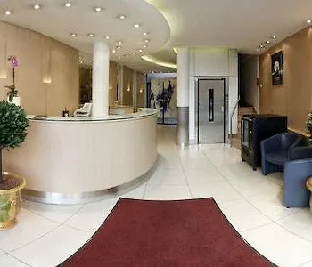 Ours Blanc - Victor Hugo 2* Toulouse