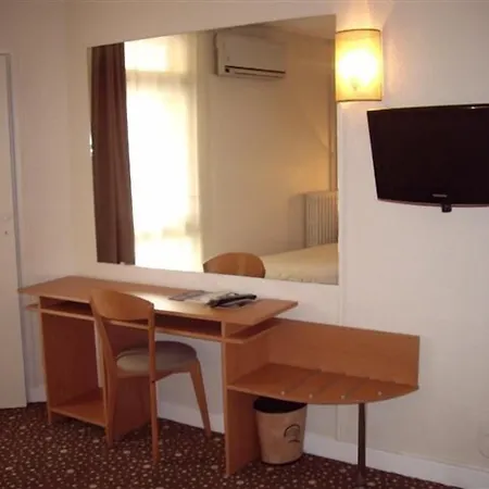 Hotel Ours Blanc - Victor Hugo