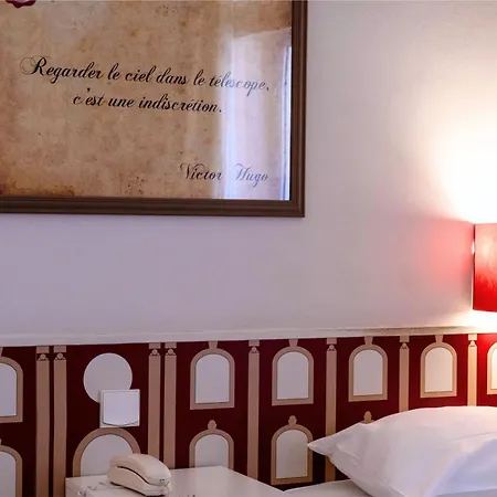 Hotel Ours Blanc - Victor Hugo Tolosa