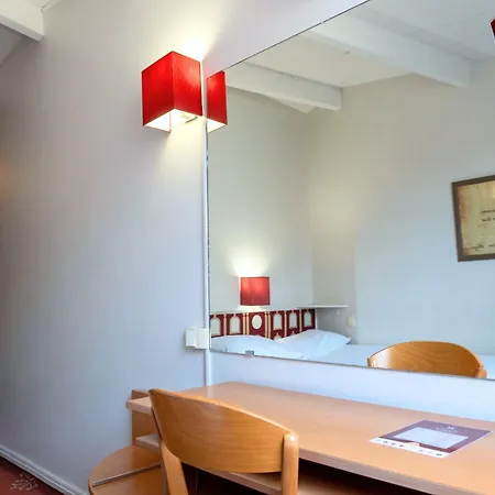 Отель Ours Blanc - Victor Hugo Тулуза