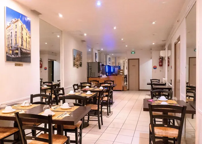 Ours Blanc - Victor Hugo Отель Тулуза